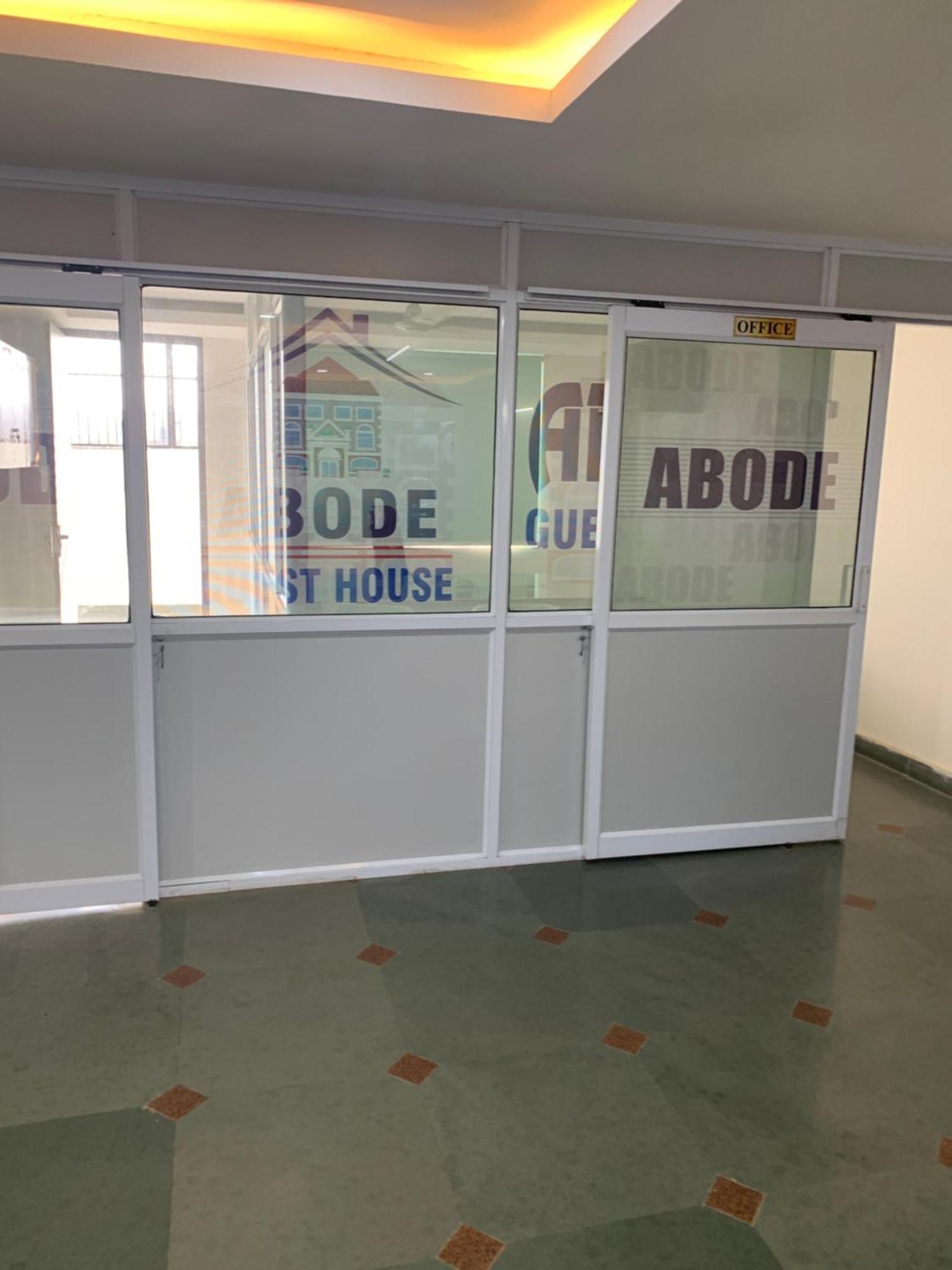 Abode Guest House เกรทเตอร์นอยดา ภายนอก รูปภาพ